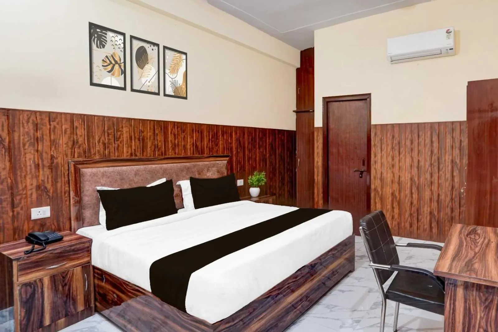 Hotel O Bhu Campus Βαρανάσι Ινδία