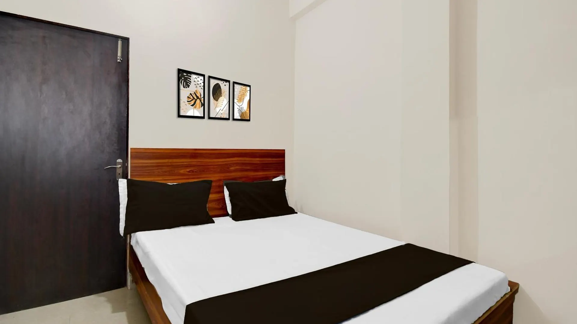 Hotel O Bhu Campus Βαρανάσι Ινδία