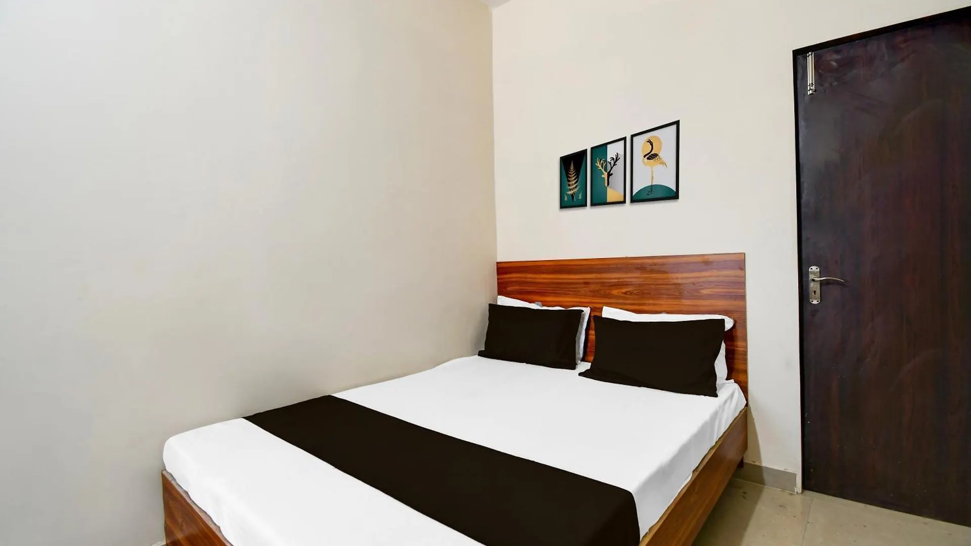***  Hotel O Bhu Campus Βαρανάσι Ινδία